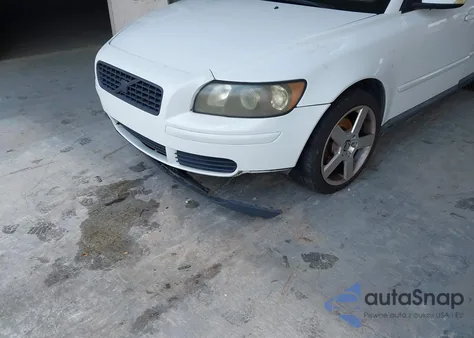 2006 Volvo S40 2.4I z USA, uszkodzony, nr VIN YV1MS382262209606